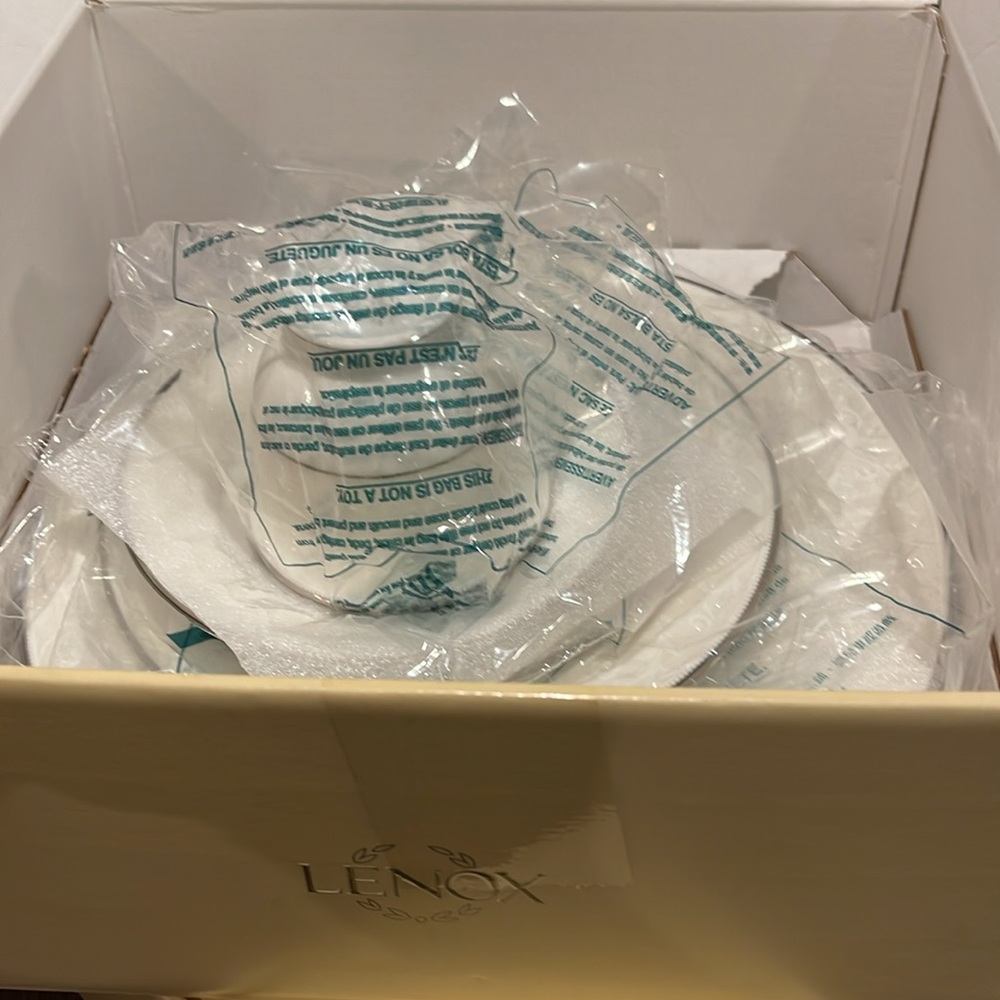 Lennox Opal Innocence place setting - Picture 2 of 8